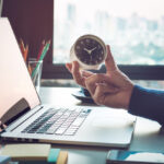 Balancing Speed and Patience: Micronotes’ AI Playbook Versus MIT Sloan’s “Wait-and-See” Strategy